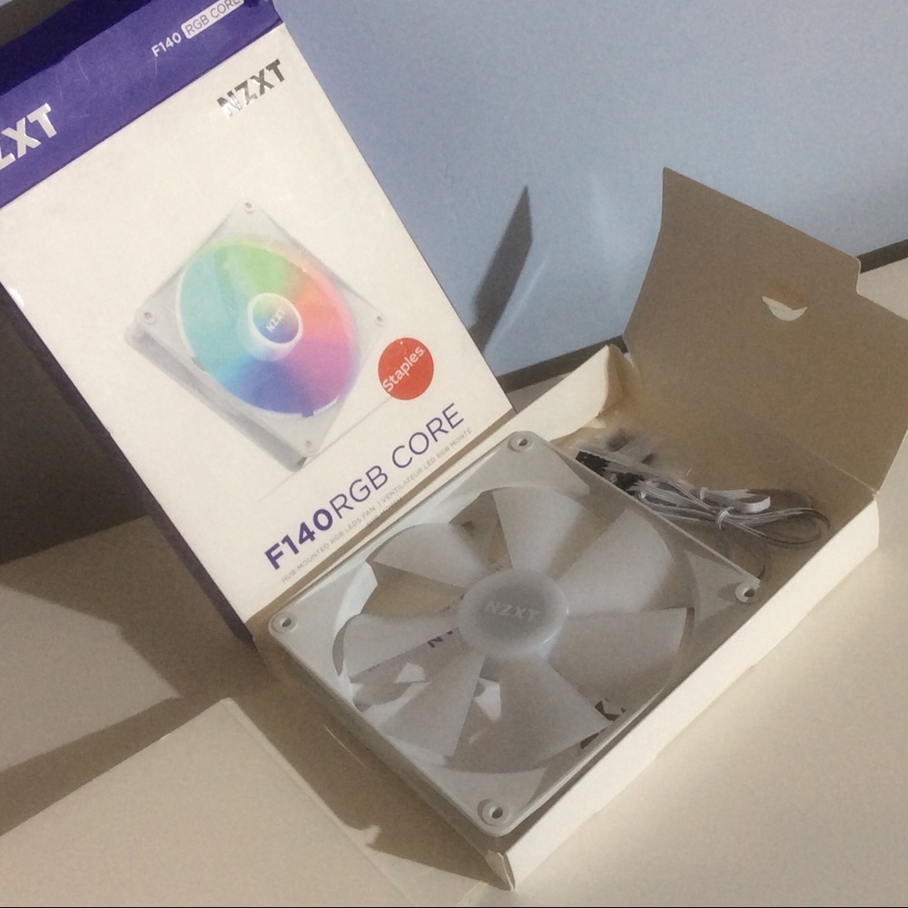 NZXT F140 RGB Core Computer Case White Fan NEW Open Box Staples *BOX DAMAGE